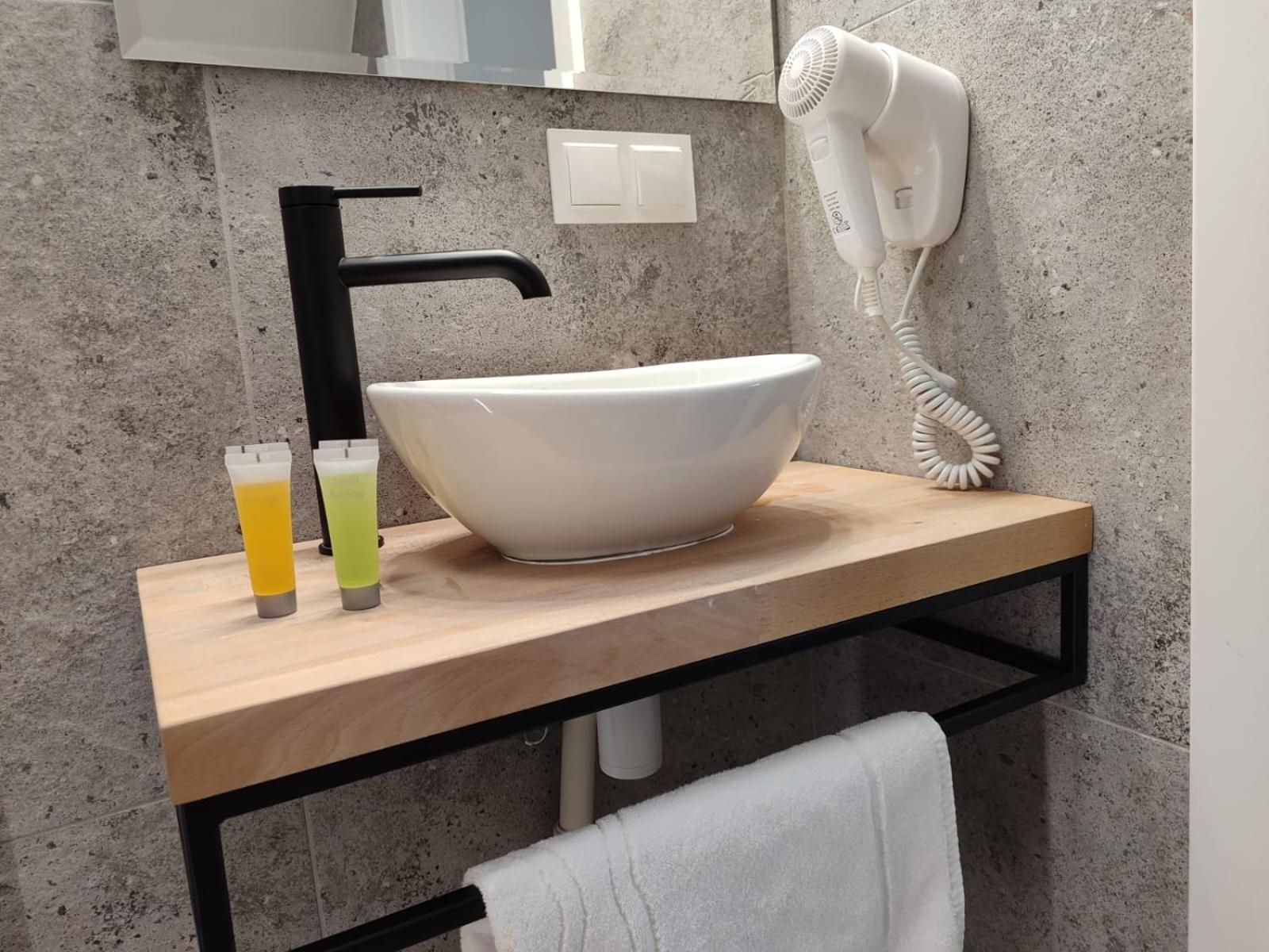 Aparthotel Jurowiecka 60 Białystok Extérieur photo